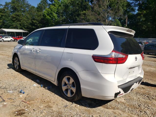 Photo 2 VIN: 5TDKK3DC5GS694104 - TOYOTA SIENNA LE 