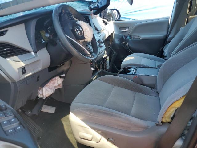 Photo 6 VIN: 5TDKK3DC5GS712827 - TOYOTA SIENNA LE 