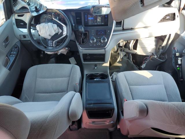 Photo 7 VIN: 5TDKK3DC5GS712827 - TOYOTA SIENNA LE 