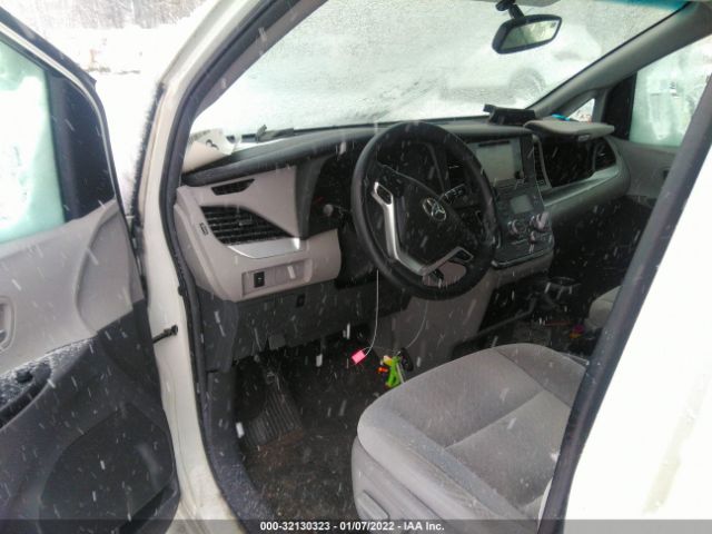 Photo 4 VIN: 5TDKK3DC5GS716313 - TOYOTA SIENNA 