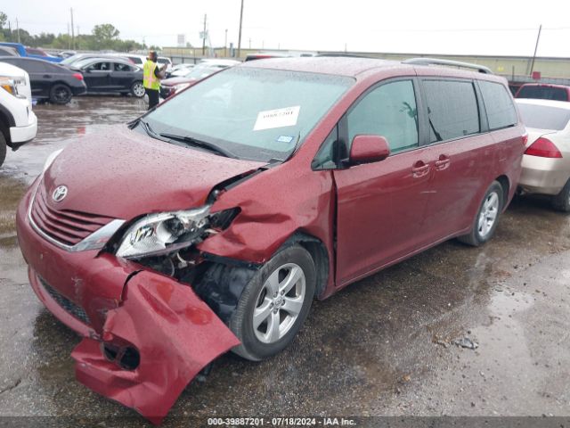 Photo 1 VIN: 5TDKK3DC5GS752633 - TOYOTA SIENNA 