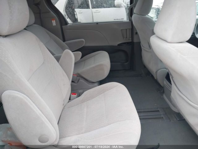 Photo 7 VIN: 5TDKK3DC5GS752633 - TOYOTA SIENNA 