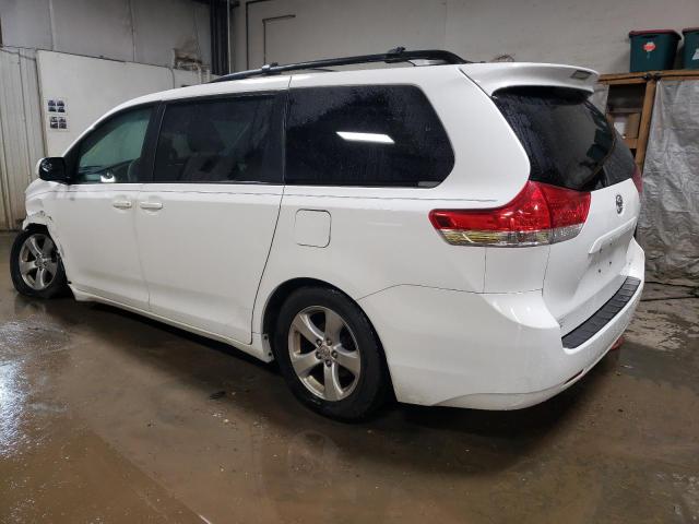 Photo 1 VIN: 5TDKK3DC6BS011397 - TOYOTA SIENNA LE 