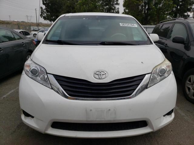 Photo 4 VIN: 5TDKK3DC6BS012341 - TOYOTA SIENNA LE 