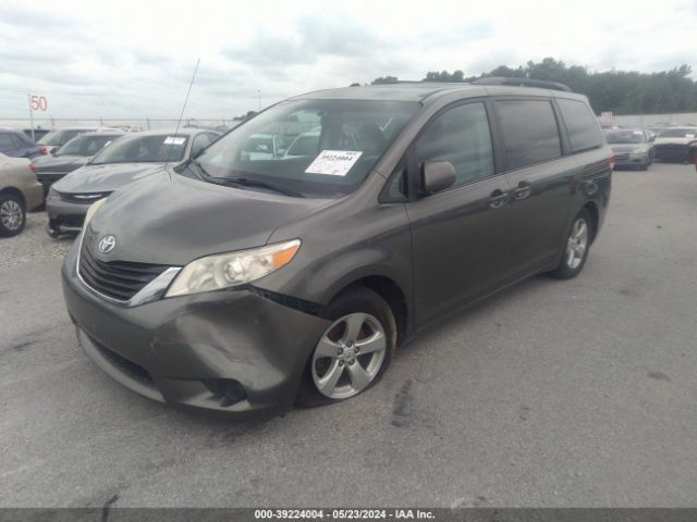 Photo 1 VIN: 5TDKK3DC6BS021475 - TOYOTA SIENNA 