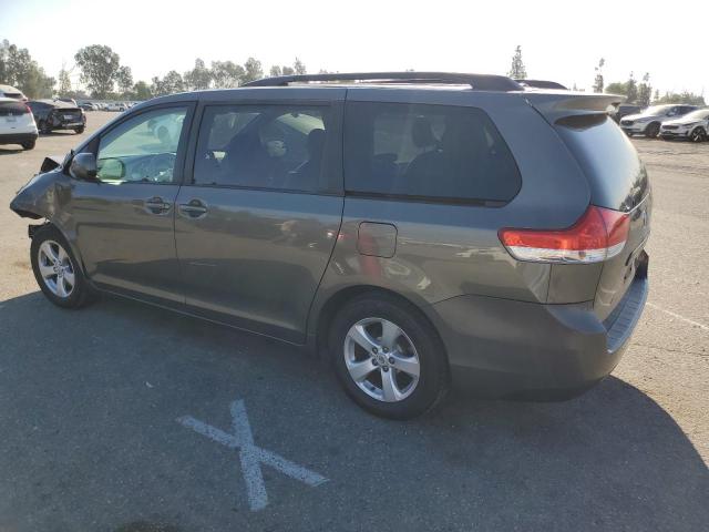 Photo 1 VIN: 5TDKK3DC6BS025865 - TOYOTA SIENNA LE 