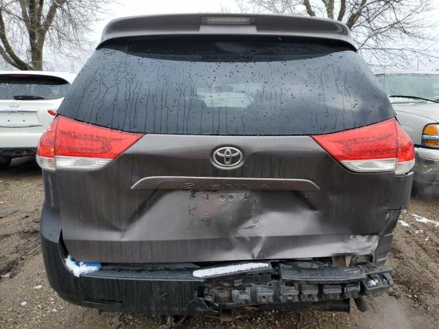 Photo 5 VIN: 5TDKK3DC6BS025901 - TOYOTA SIENNA LE 