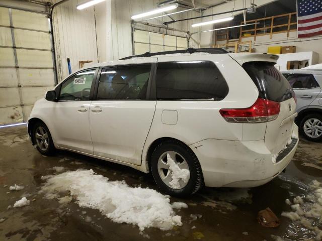 Photo 1 VIN: 5TDKK3DC6BS032752 - TOYOTA SIENNA LE 