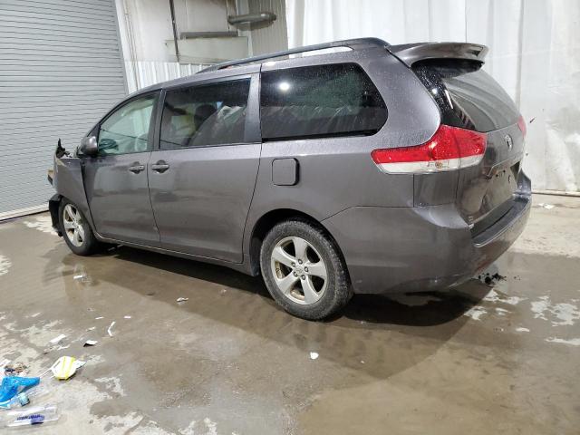 Photo 1 VIN: 5TDKK3DC6BS055710 - TOYOTA SIENNA LE 