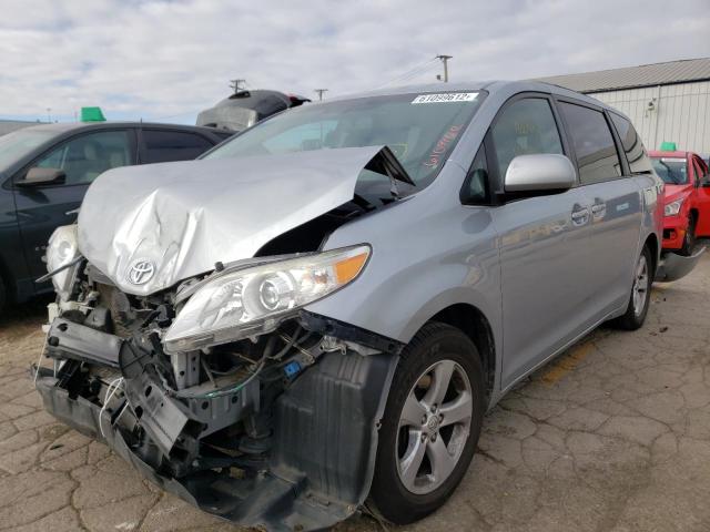 Photo 1 VIN: 5TDKK3DC6BS065542 - TOYOTA SIENNA LE 