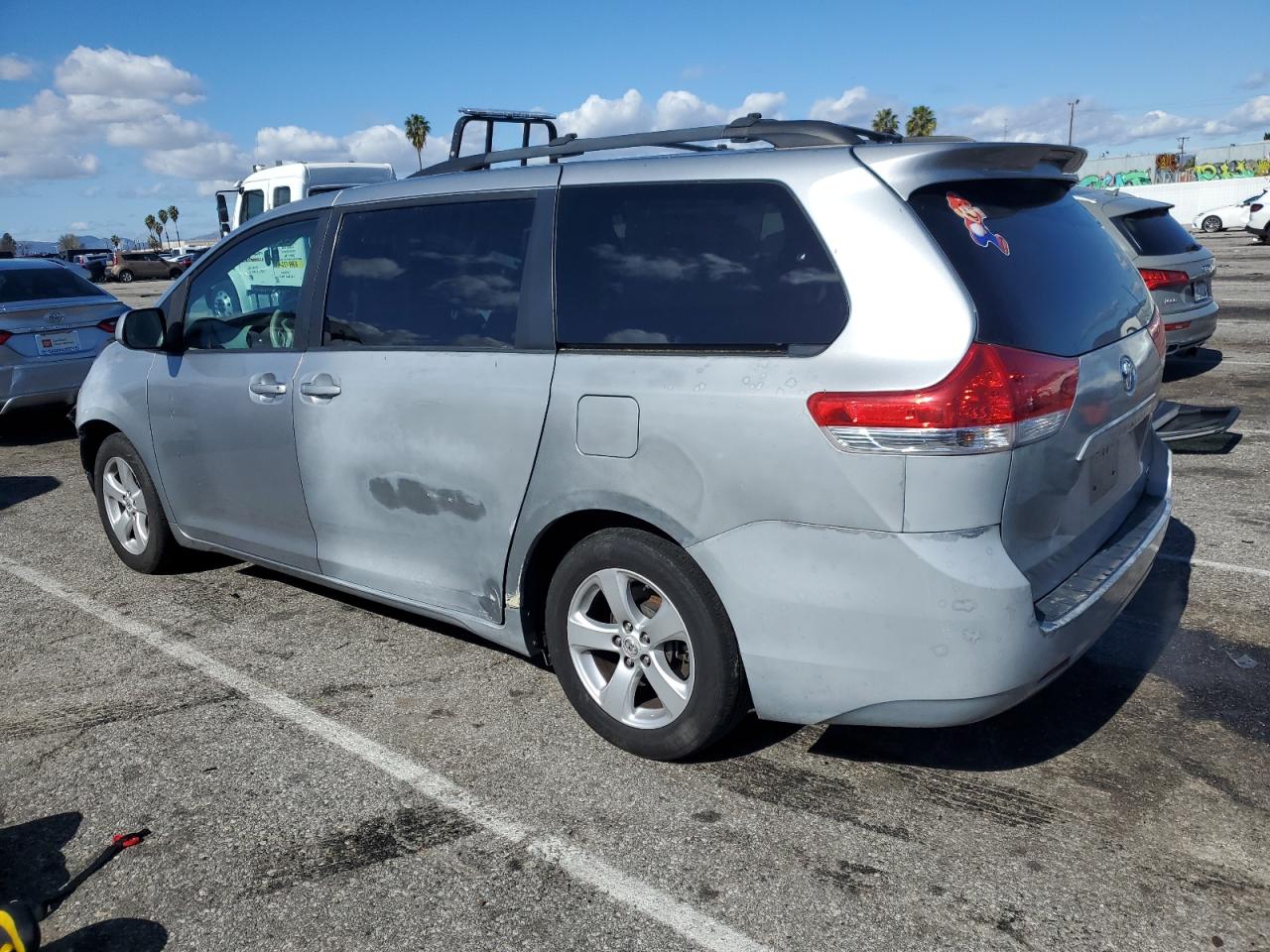 Photo 1 VIN: 5TDKK3DC6BS066061 - TOYOTA SIENNA 