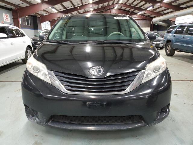 Photo 4 VIN: 5TDKK3DC6BS072961 - TOYOTA SIENNA LE 