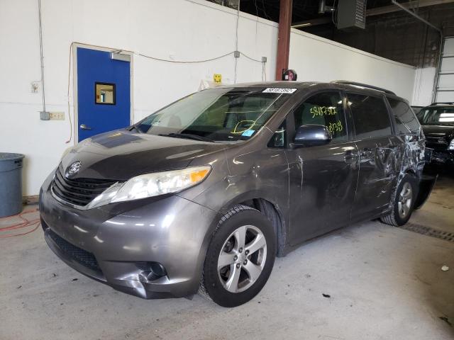 Photo 1 VIN: 5TDKK3DC6BS075813 - TOYOTA SIENNA LE 