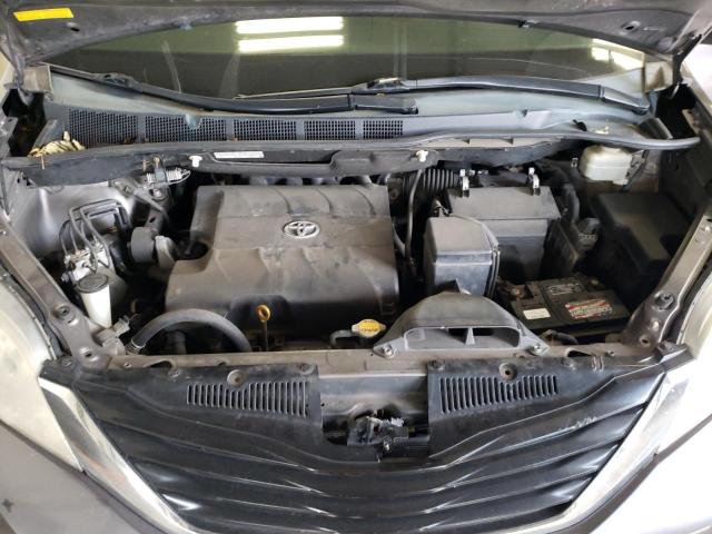 Photo 6 VIN: 5TDKK3DC6BS075813 - TOYOTA SIENNA LE 