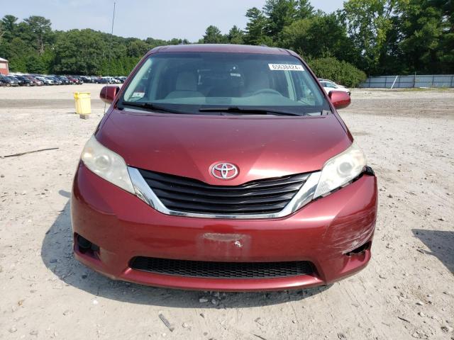 Photo 4 VIN: 5TDKK3DC6BS094054 - TOYOTA SIENNA LE 