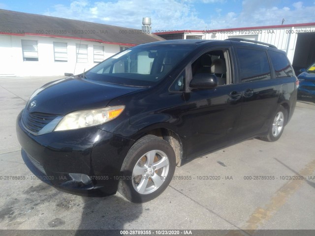 Photo 1 VIN: 5TDKK3DC6BS095334 - TOYOTA SIENNA 