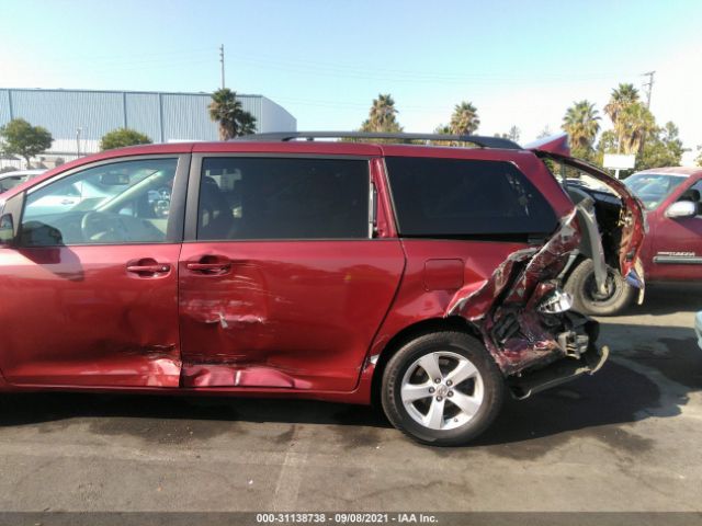 Photo 5 VIN: 5TDKK3DC6BS099450 - TOYOTA SIENNA 