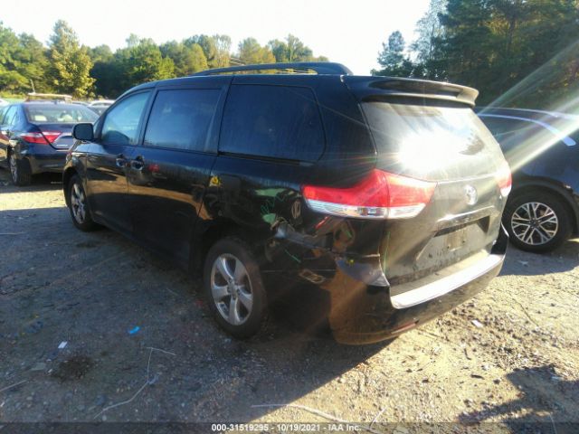 Photo 2 VIN: 5TDKK3DC6BS104114 - TOYOTA SIENNA 