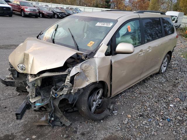 Photo 0 VIN: 5TDKK3DC6BS113721 - TOYOTA SIENNA LE 