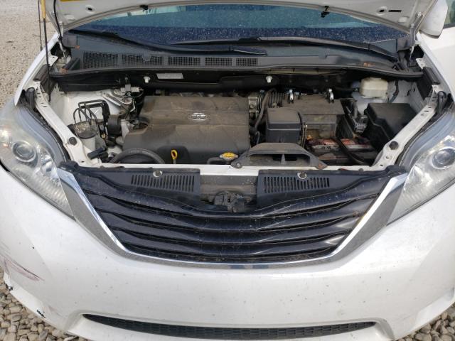 Photo 6 VIN: 5TDKK3DC6BS116389 - TOYOTA SIENNA LE 