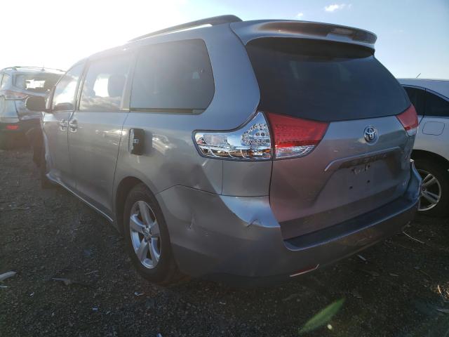 Photo 2 VIN: 5TDKK3DC6BS116411 - TOYOTA SIENNA LE 