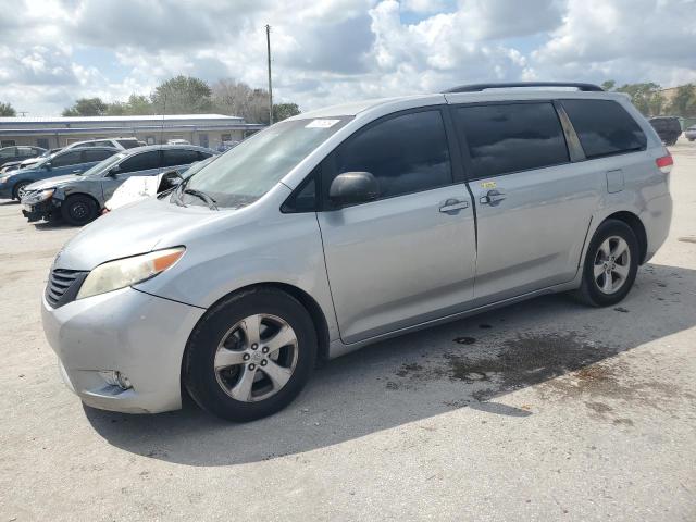 Photo 0 VIN: 5TDKK3DC6BS118580 - TOYOTA SIENNA LE 