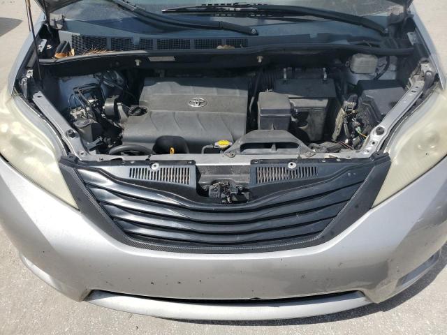 Photo 11 VIN: 5TDKK3DC6BS118580 - TOYOTA SIENNA LE 