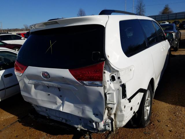 Photo 3 VIN: 5TDKK3DC6BS142362 - TOYOTA SIENNA LE 