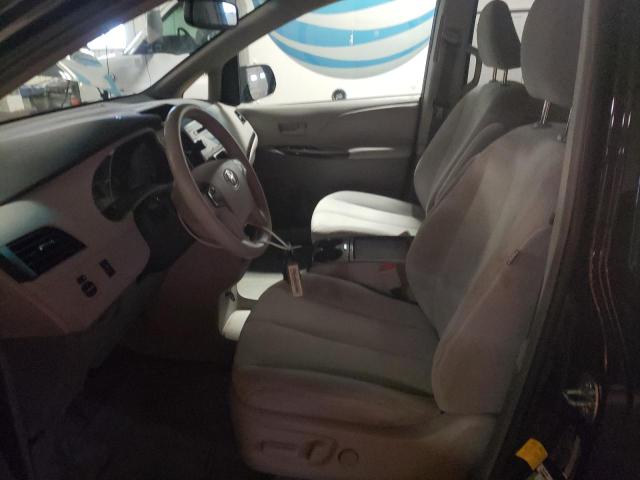 Photo 6 VIN: 5TDKK3DC6BS143723 - TOYOTA SIENNA LE 