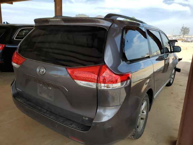 Photo 2 VIN: 5TDKK3DC6BS154320 - TOYOTA SIENNA LE 