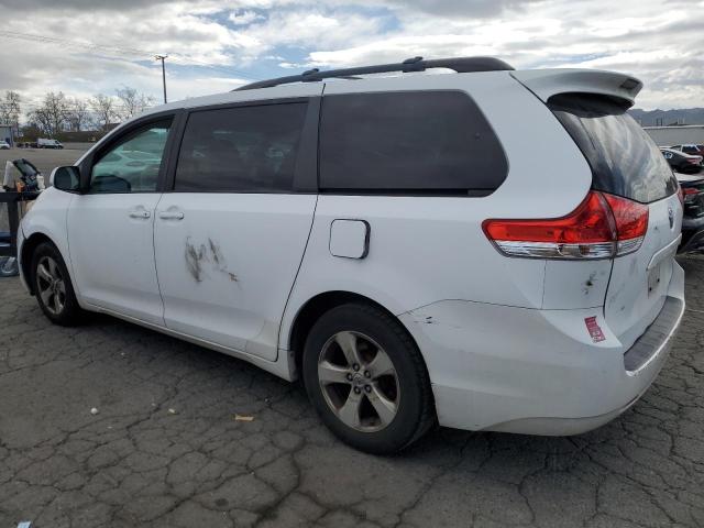 Photo 1 VIN: 5TDKK3DC6BS160473 - TOYOTA SIENNA LE 