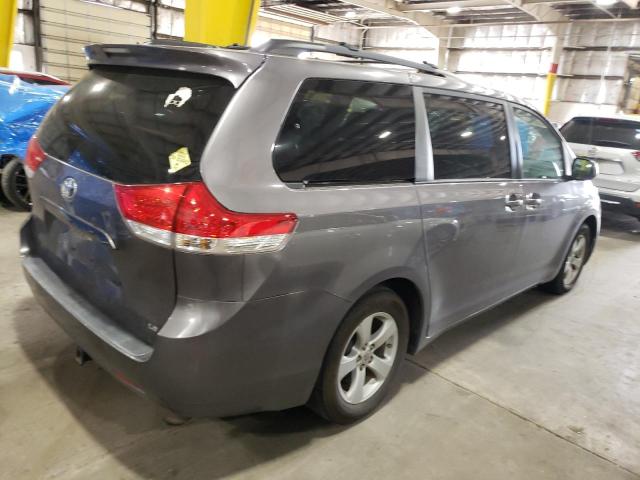 Photo 2 VIN: 5TDKK3DC6BS169352 - TOYOTA SIENNA LE 