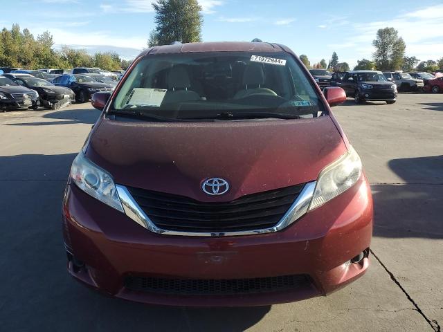 Photo 4 VIN: 5TDKK3DC6CS181924 - TOYOTA SIENNA LE 