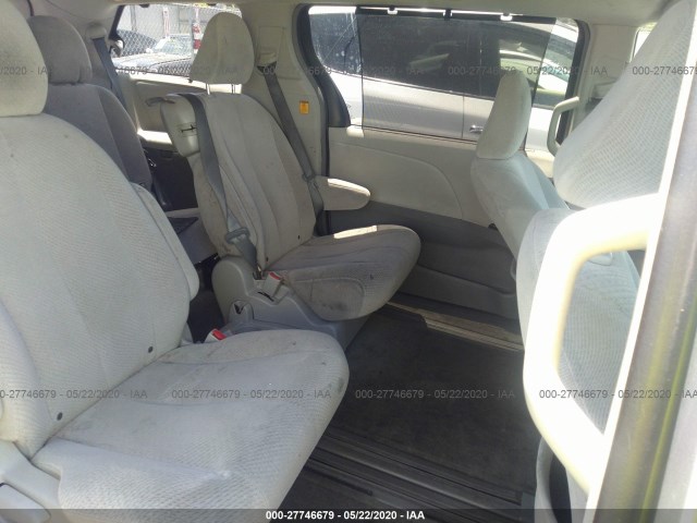 Photo 7 VIN: 5TDKK3DC6CS184712 - TOYOTA SIENNA 