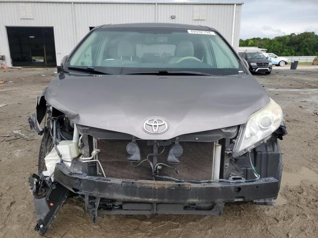 Photo 4 VIN: 5TDKK3DC6CS199078 - TOYOTA SIENNA LE 