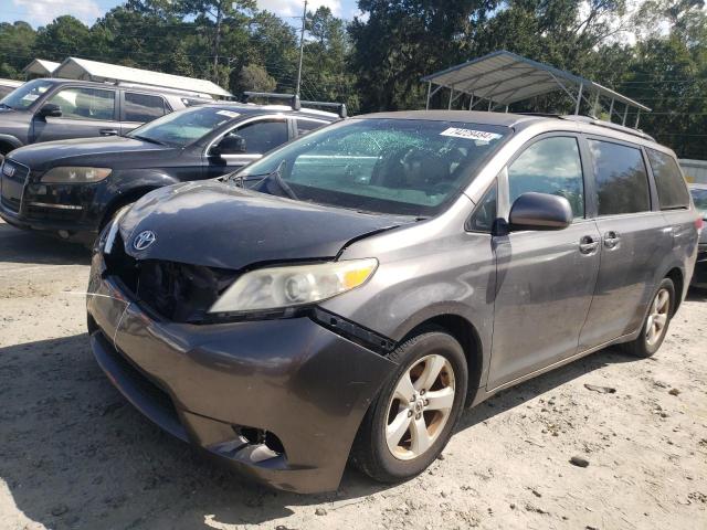 Photo 0 VIN: 5TDKK3DC6CS213335 - TOYOTA SIENNA LE 