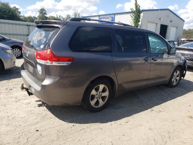 Photo 2 VIN: 5TDKK3DC6CS213335 - TOYOTA SIENNA LE 