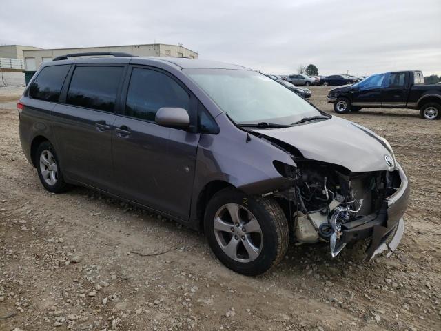 Photo 3 VIN: 5TDKK3DC6CS214341 - TOYOTA SIENNA LE 