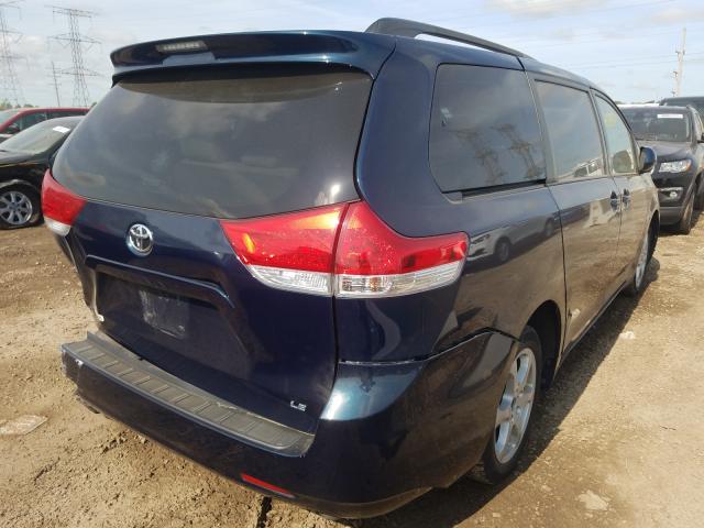 Photo 3 VIN: 5TDKK3DC6CS227185 - TOYOTA SIENNA LE 