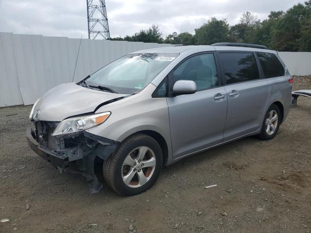 Photo 0 VIN: 5TDKK3DC6CS239434 - TOYOTA SIENNA LE 