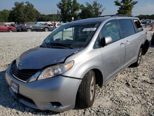 Photo 1 VIN: 5TDKK3DC6CS239725 - TOYOTA SIENNA LE 