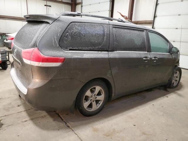 Photo 2 VIN: 5TDKK3DC6CS241359 - TOYOTA SIENNA LE 