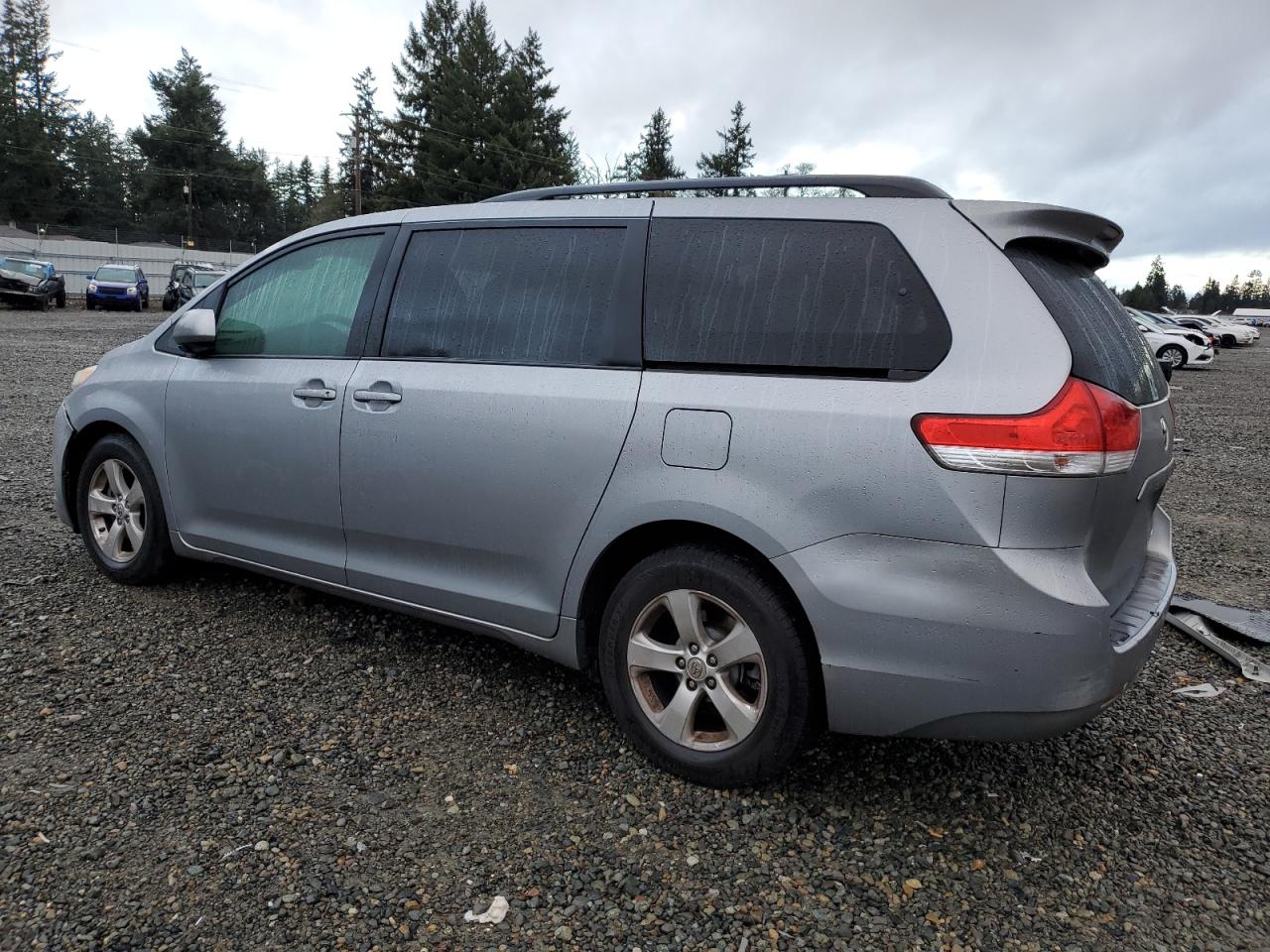 Photo 1 VIN: 5TDKK3DC6CS244939 - TOYOTA SIENNA 