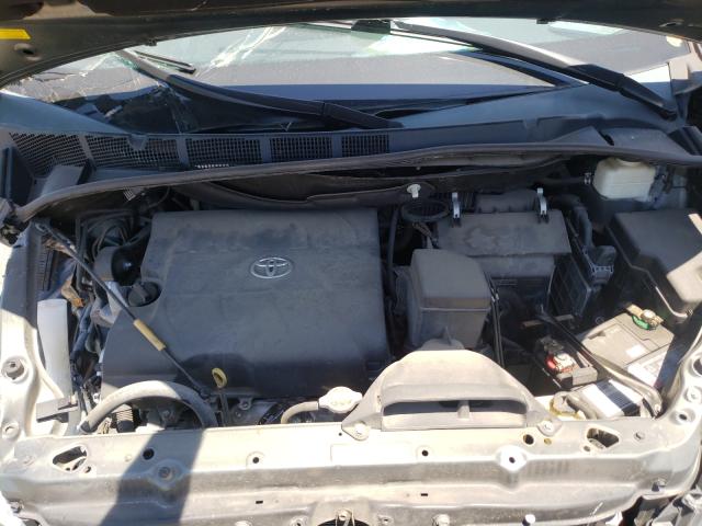 Photo 6 VIN: 5TDKK3DC6DS296721 - TOYOTA SIENNA LE 