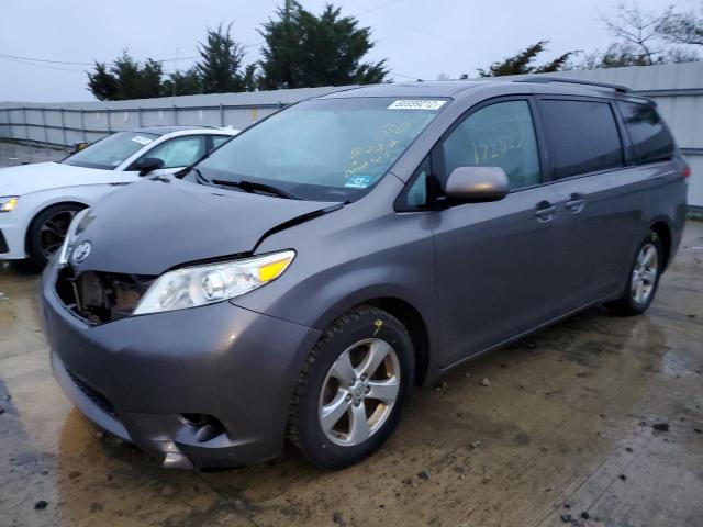 Photo 1 VIN: 5TDKK3DC6DS307474 - TOYOTA SIENNA LE 