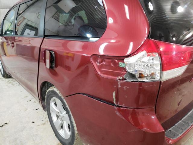 Photo 8 VIN: 5TDKK3DC6DS307622 - TOYOTA SIENNA LE 