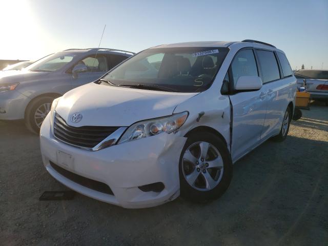 Photo 1 VIN: 5TDKK3DC6DS313422 - TOYOTA SIENNA LE 