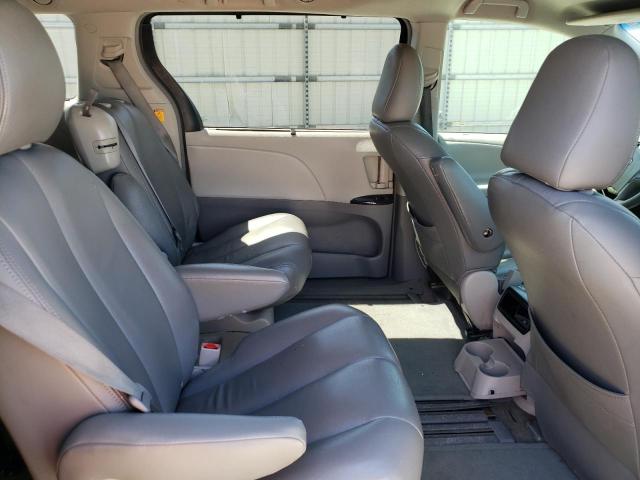 Photo 10 VIN: 5TDKK3DC6DS321794 - TOYOTA SIENNA LE 