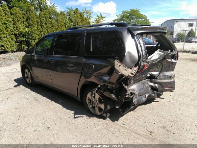 Photo 2 VIN: 5TDKK3DC6DS326381 - TOYOTA SIENNA 