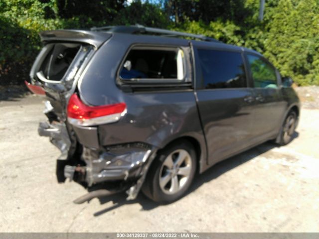 Photo 3 VIN: 5TDKK3DC6DS326381 - TOYOTA SIENNA 